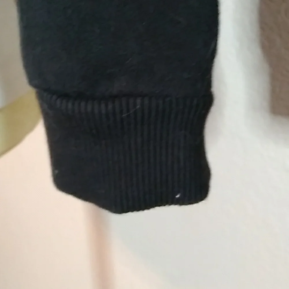 H&M ☆ Girls Los Angeles California Sweater - Picture 8 of 13